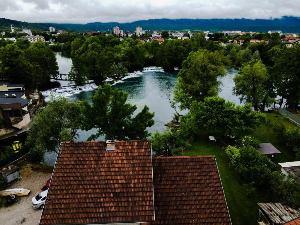 Holiday Home Waterfall View Bihać Exterior foto